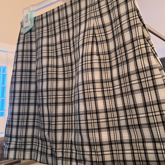 Princess Polly Green Plaid Mini Skirt - Picture 11 of 11